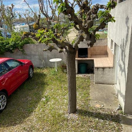 Appt Avec Parking, Clim, Wifi A 50 M De La Plage بالافاس ليه فلو المظهر الخارجي الصورة